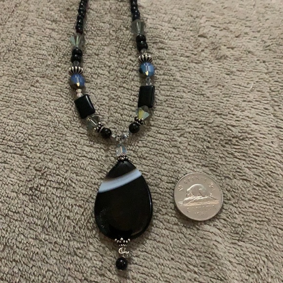 Avon Stone Necklace - Picture 5 of 9